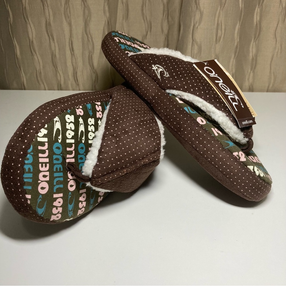 O'Neill Women's M Brown Fuzzy Thong Flip Flop Non Skid Slippers New With Tags
